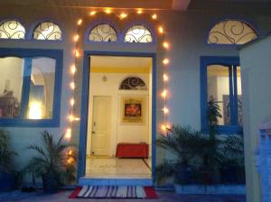 Seventh Heaven Inn Rishikesh,Mussoorie>>Dehradun,3 star