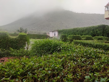 parvat valley resort