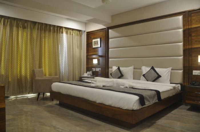 hotel amit park international