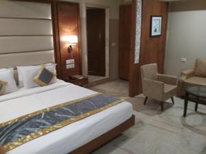 hotel amit park international