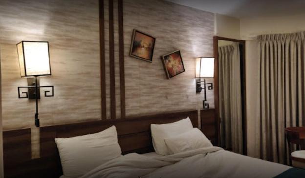 hotel reyansh grand