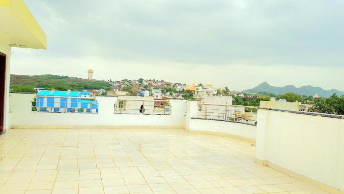 hotel divine palace pushkar