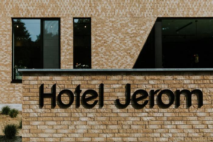hotel jerom