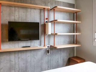 ibis budget saint genis pouilly geneva