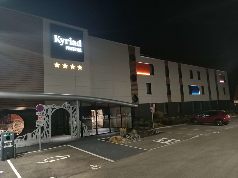 Kyriad Prestige Amiens Poulainville Hotel And Spa