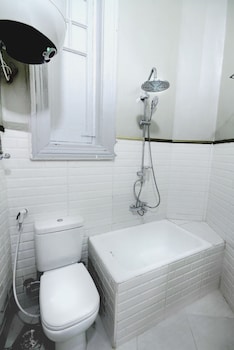 tahrir plaza suites