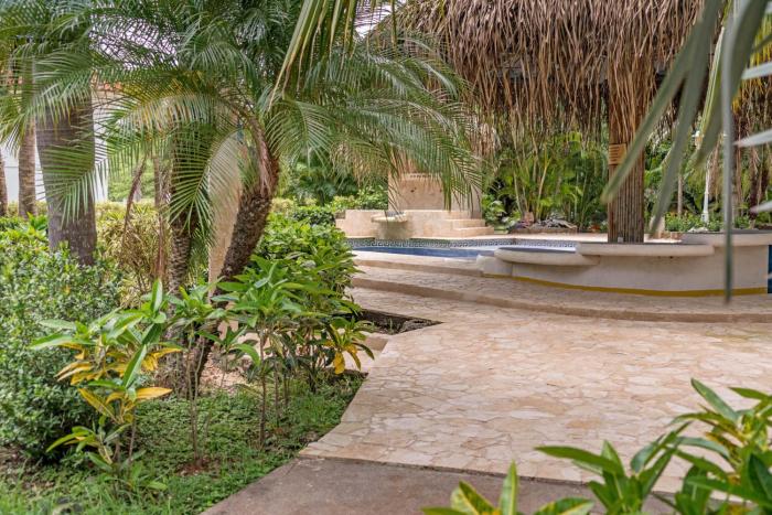 drift away eco lodge