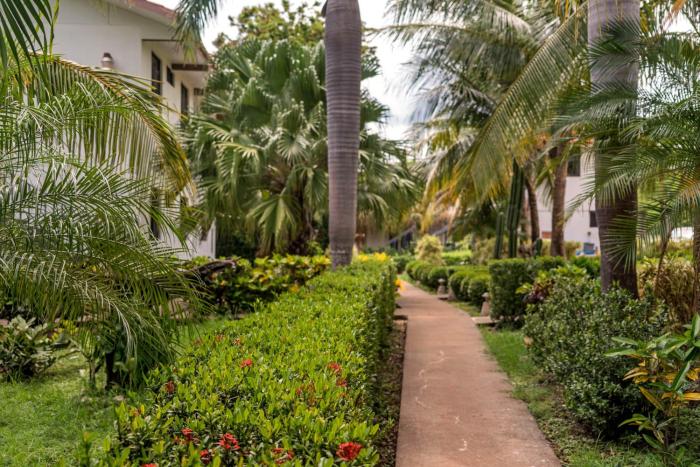 drift away eco lodge