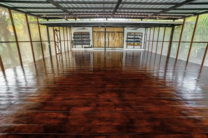 veintisiete de abril