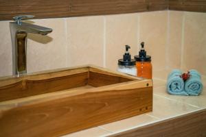 drift away eco lodge