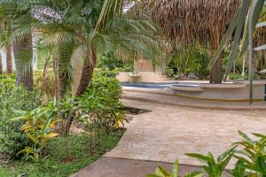 drift away eco lodge