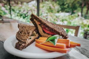 veintisiete de abril