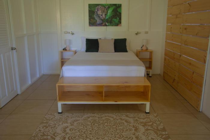jaguar inn bungalows and hostel