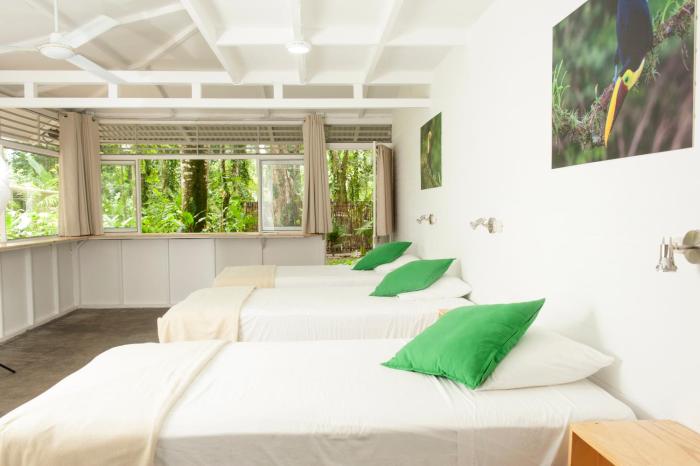 jaguar inn bungalows and hostel