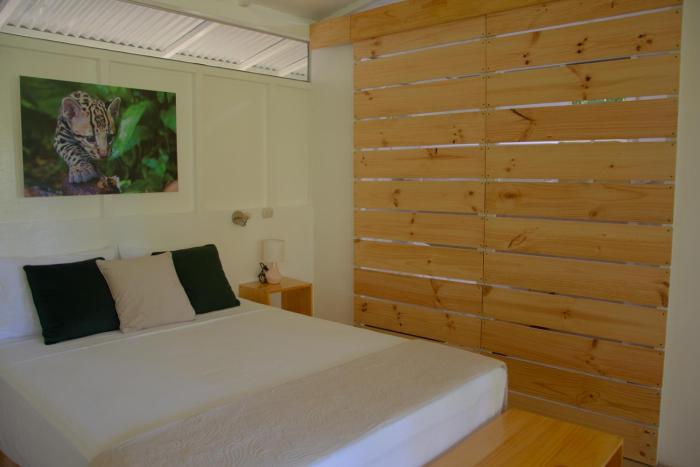 jaguar inn bungalows and hostel