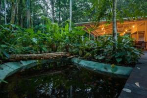 jaguar inn bungalows and hostel