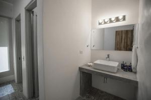 nya hotel