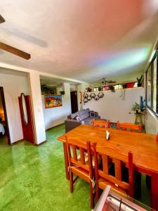 Villas Jacquelina,Quepos>>Costa Rica,2.5 star