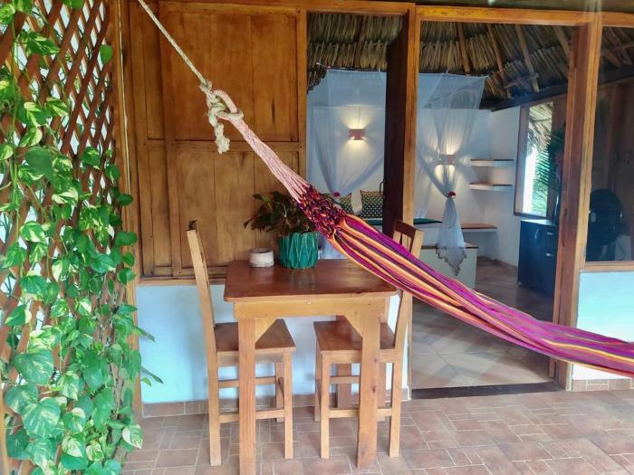 primaluna beach hostel