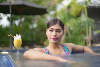 krissna villa siem reap