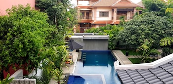 krissna villa siem reap
