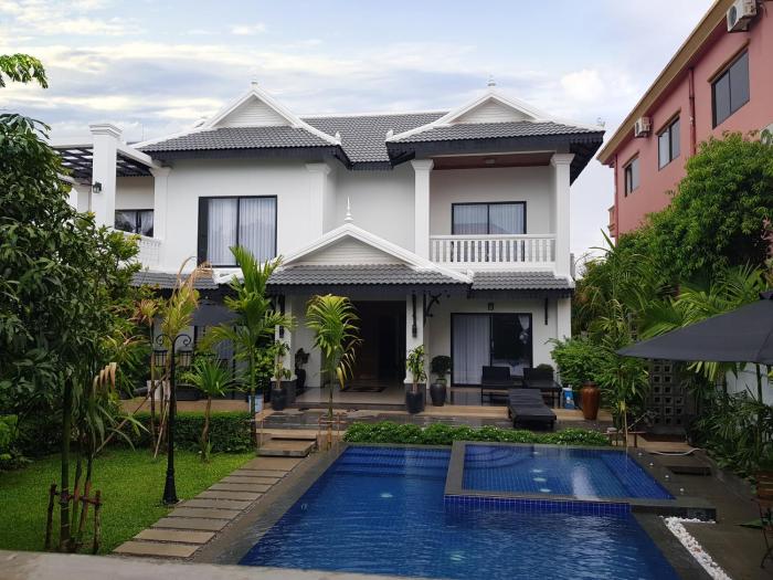 krissna villa siem reap