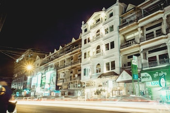 grand elevation hotel