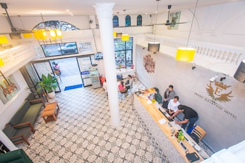 grand elevation hotel