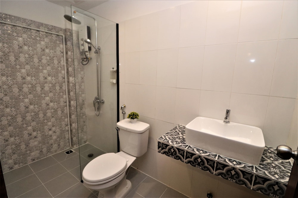 grand elevation hotel