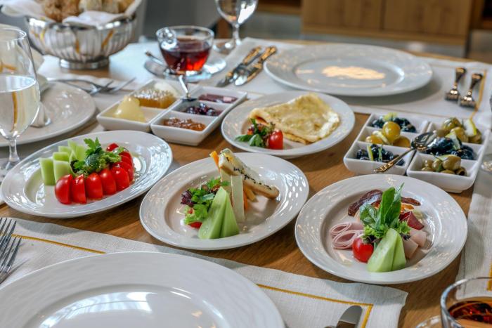 merit grand mosta spa hotel and casino