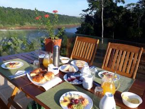 tupa lodge