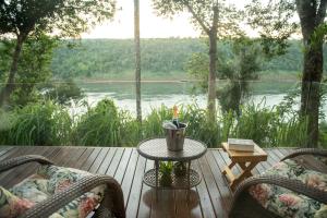 tupa lodge