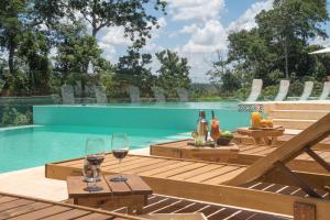 tupa lodge