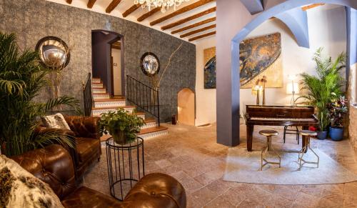 El Palauet Del Priorat,Cornudella De Montsant>>Barcelona,3.5 star