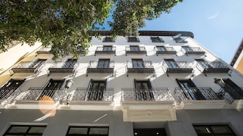 soho boutique opera