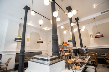 soho boutique opera