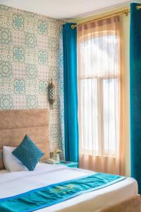 Sahil Inn Hotel,Heydar Aliyev Palace>>Baku,3 star