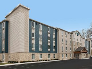 woodspring suites carol stream chicago
