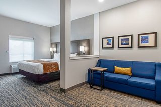 comfort suites grove city columbus south