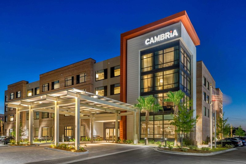 cambria hotel charleston riverview