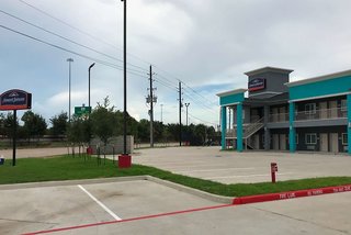 americas best value inn houston willowbrook