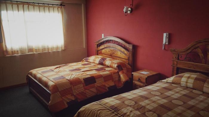 hostal perla negra