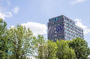 Campus Tower Suite Hotel,Edmonton>>Alberta,4 star