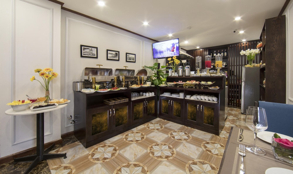 mayflower hotel hanoi