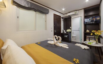 mayflower hotel hanoi