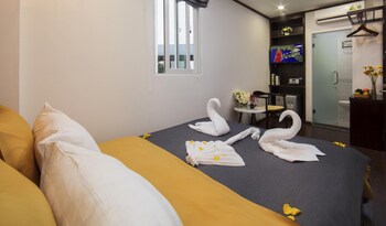 mayflower hotel hanoi