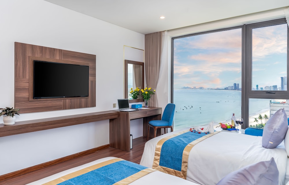 grand gold hotel
