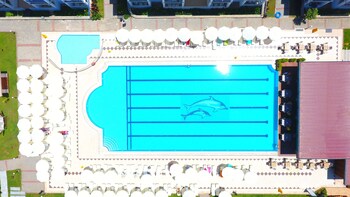 belcekum beach hotel