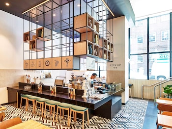 ibis melbourne central