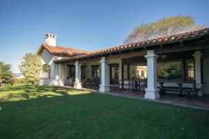 Torrontes,Salta>>Capital Department,3.5 star